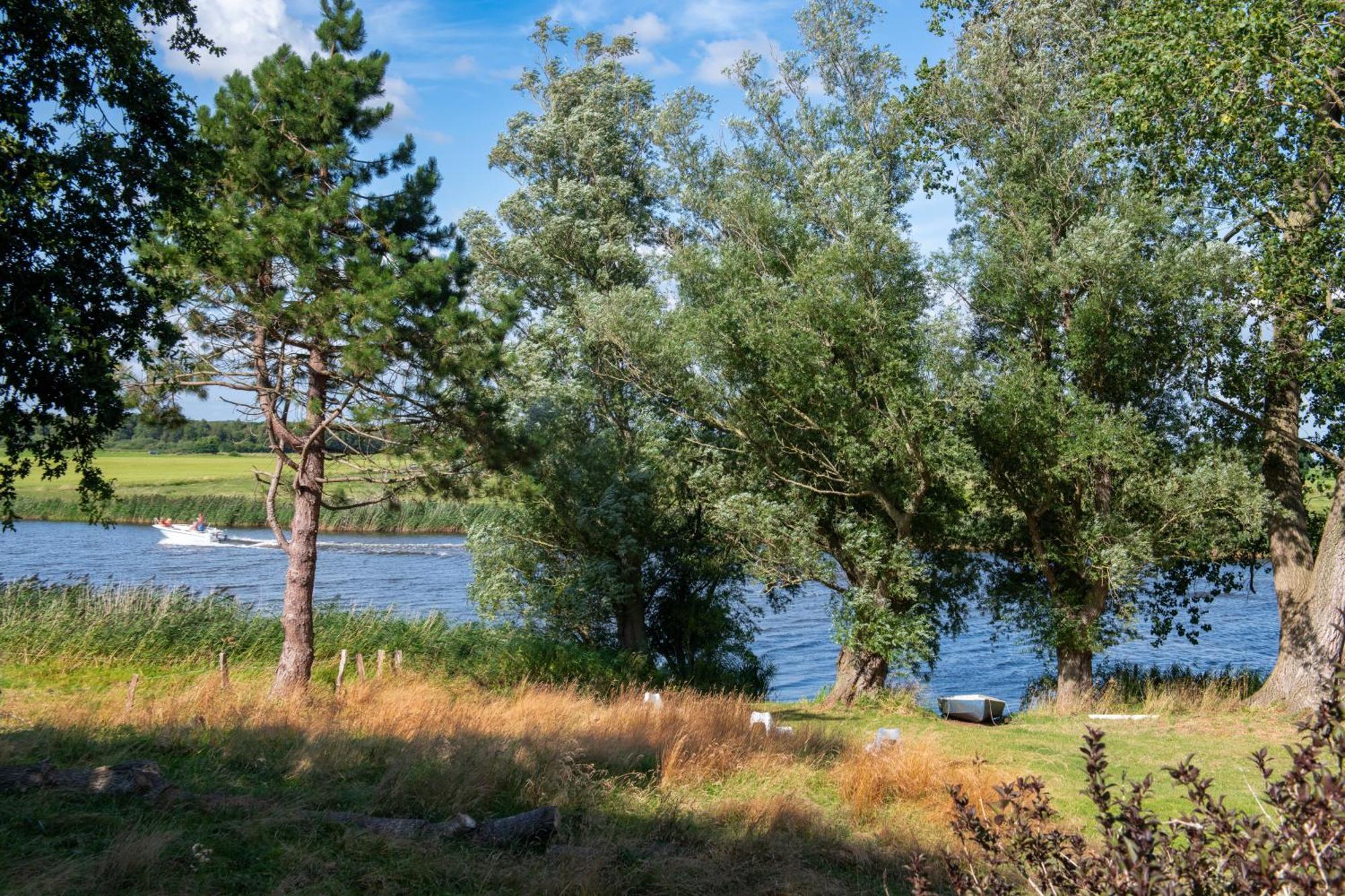 Willa Reetdachhaus Eiderblick Breiholz Zewnętrze zdjęcie